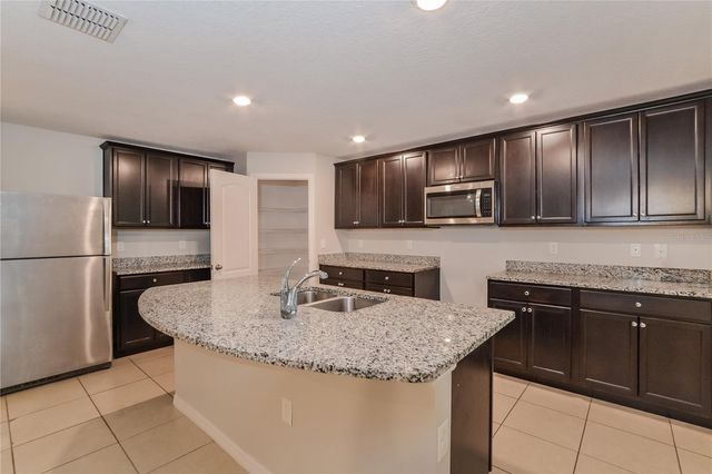 1700 GOPHER TREE STREET, Mascotte, FL 34753