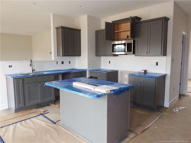 4721 Scenic Pines Drive, Hope Mills, NC 28348