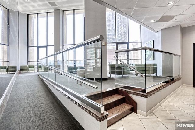 7004 JFK Blvd E Boulevard 20E, Guttenberg, NJ 07093