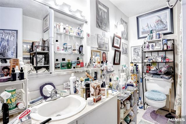 7004 JFK Blvd E Boulevard 20E, Guttenberg, NJ 07093