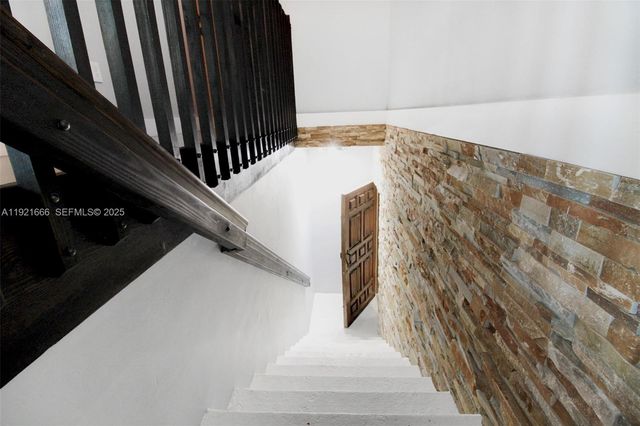 19870 SW 190th St, Miami, FL 33187