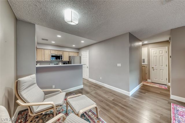 2040 Willowbury Drive A, Las Vegas, NV 89108