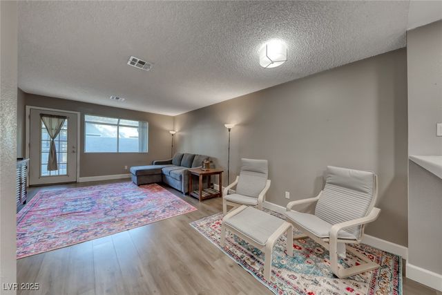 2040 Willowbury Drive A, Las Vegas, NV 89108