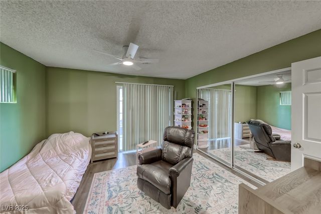 2040 Willowbury Drive A, Las Vegas, NV 89108