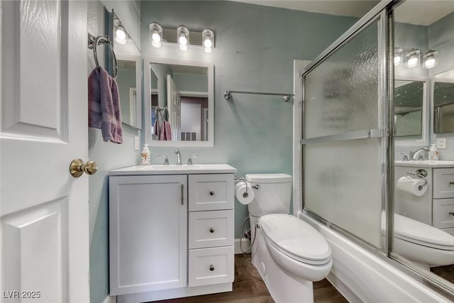 2040 Willowbury Drive A, Las Vegas, NV 89108