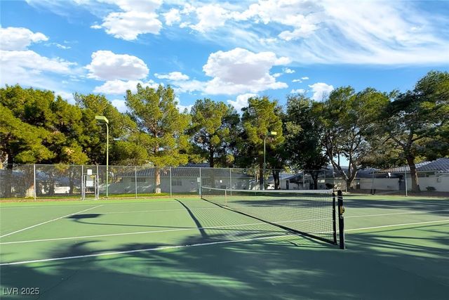 2040 Willowbury Drive A, Las Vegas, NV 89108