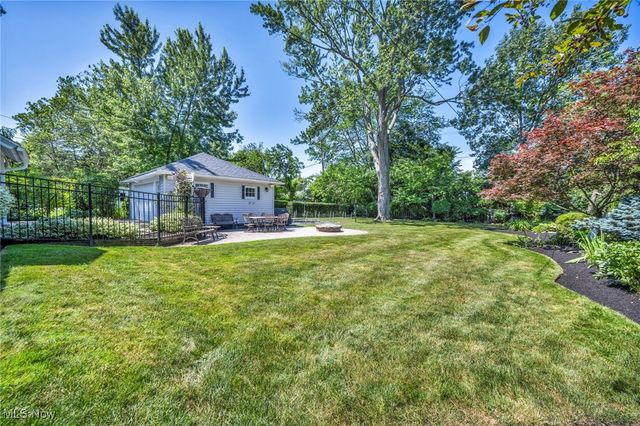 4710 Waldamere Avenue, Willoughby, OH 44094