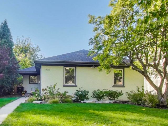 416 Leitch Avenue, La Grange, IL 60525