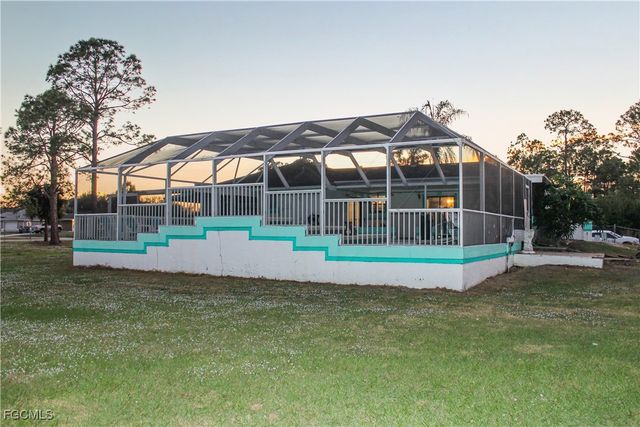 902 Clayton AVE, Lehigh Acres, FL 33972