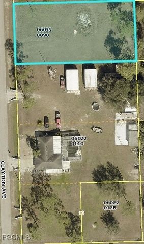 902 Clayton AVE, Lehigh Acres, FL 33972