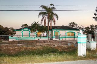902 Clayton AVE, Lehigh Acres, FL 33972