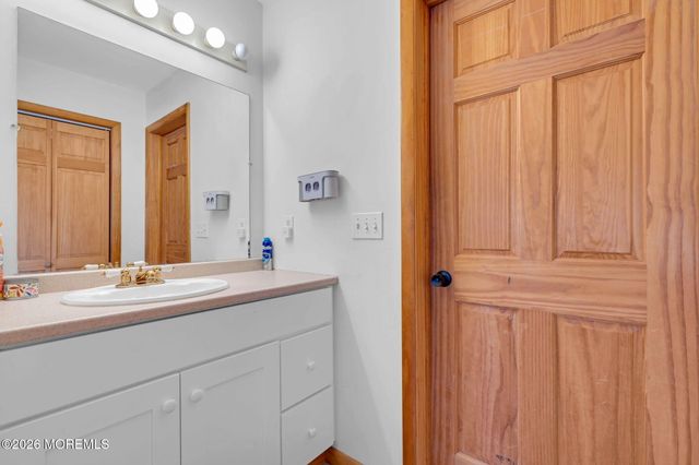 1108 Monmouth Avenue, Toms River, NJ 08757