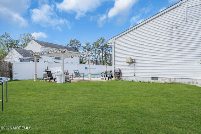 1108 Monmouth Avenue, Toms River, NJ 08757