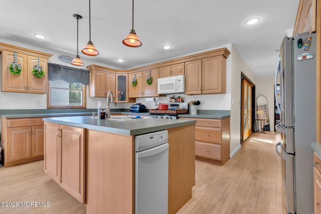 1108 Monmouth Avenue, Toms River, NJ 08757