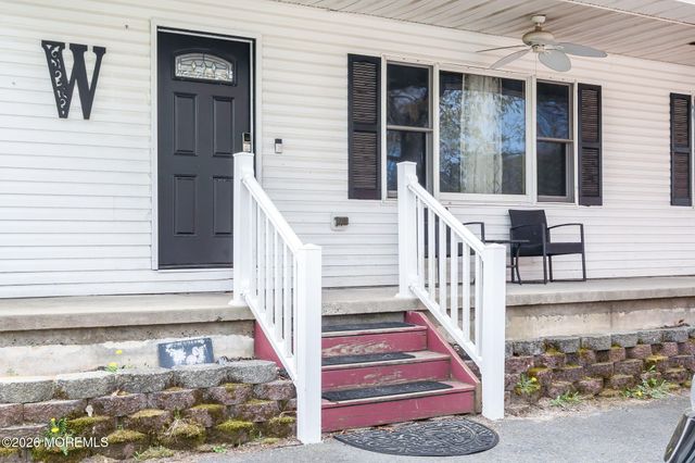 1108 Monmouth Avenue, Toms River, NJ 08757