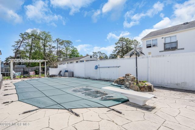 1108 Monmouth Avenue, Toms River, NJ 08757