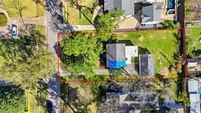 323 W 33rd Street, Houston, TX 77018