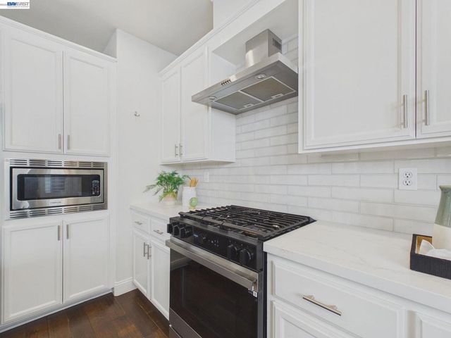 16 Poppy Hills Ln, San Ramon, CA 94583