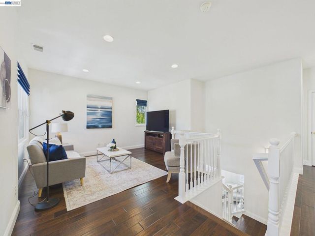 16 Poppy Hills Ln, San Ramon, CA 94583