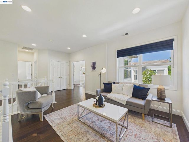 16 Poppy Hills Ln, San Ramon, CA 94583