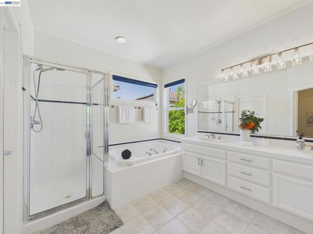 16 Poppy Hills Ln, San Ramon, CA 94583