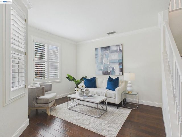 16 Poppy Hills Ln, San Ramon, CA 94583