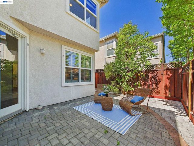 16 Poppy Hills Ln, San Ramon, CA 94583