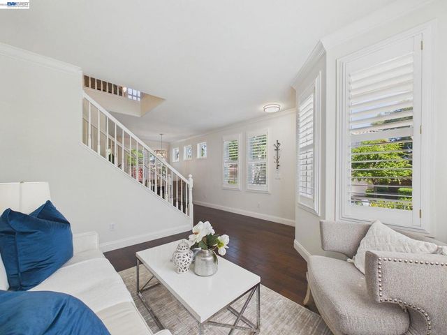 16 Poppy Hills Ln, San Ramon, CA 94583