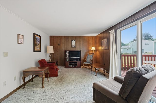 5354 Vineyard Drive, Clay, NY 13041