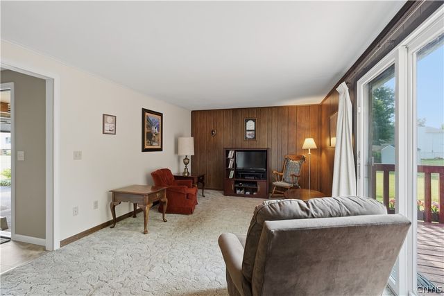 5354 Vineyard Drive, Clay, NY 13041