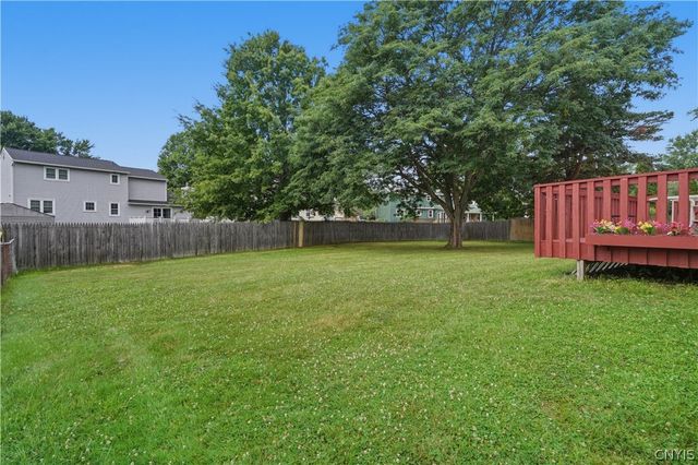 5354 Vineyard Drive, Clay, NY 13041