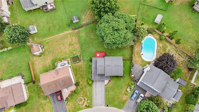 5354 Vineyard Drive, Clay, NY 13041