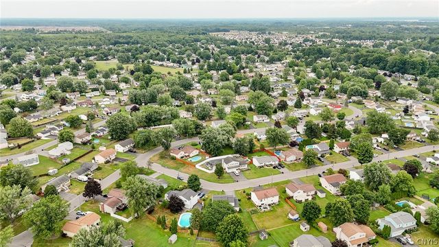 5354 Vineyard Drive, Clay, NY 13041
