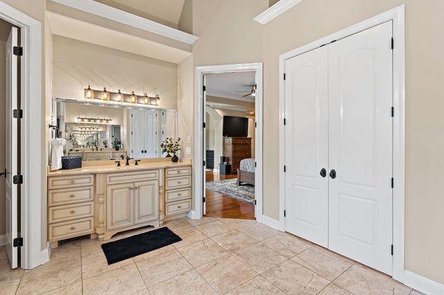 618 Ridgecrest Ln, Lebanon, TN 37087