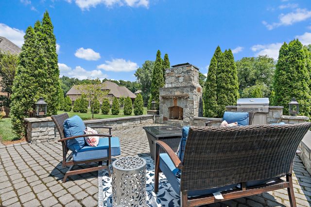 618 Ridgecrest Ln, Lebanon, TN 37087