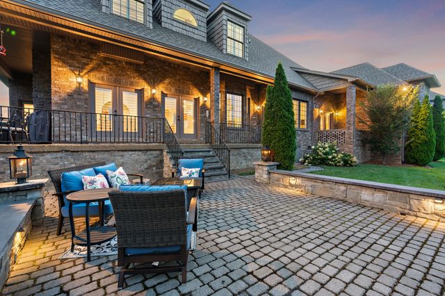 618 Ridgecrest Ln, Lebanon, TN 37087