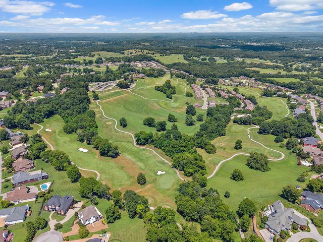 618 Ridgecrest Ln, Lebanon, TN 37087