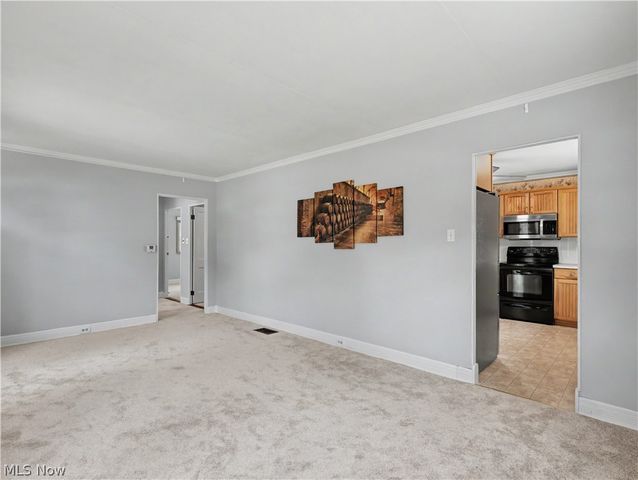 444 Letchworth Drive, Akron, OH 44303