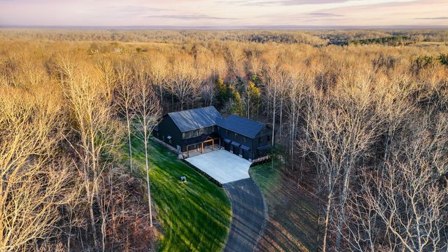 7771 Barnhill Road, Primm Springs, TN 38476