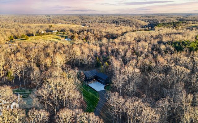 7771 Barnhill Road, Primm Springs, TN 38476