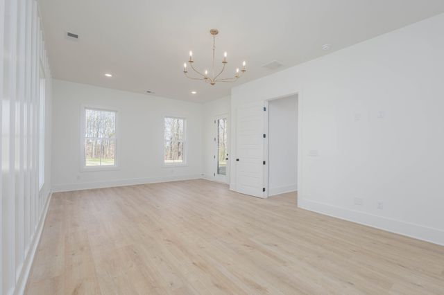 7771 Barnhill Road, Primm Springs, TN 38476