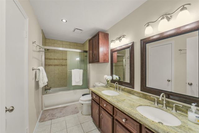5707 Innsbruck Street, Bellaire, TX 77401