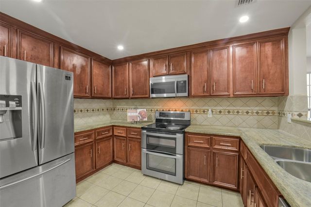 5707 Innsbruck Street, Bellaire, TX 77401