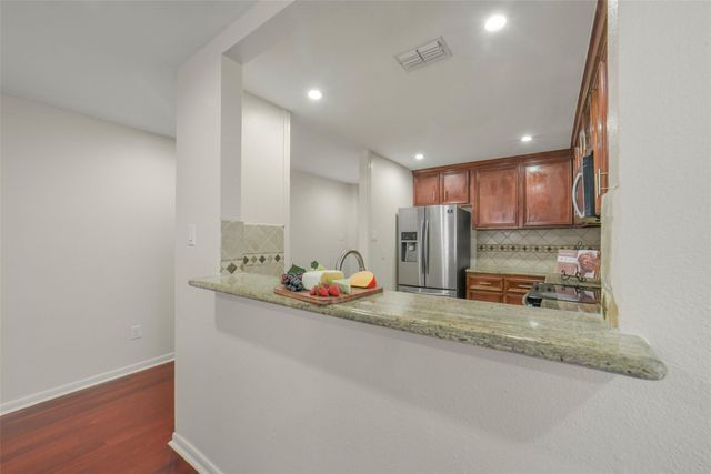 5707 Innsbruck Street, Bellaire, TX 77401