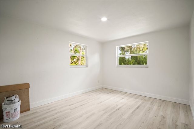 2316 Bayside ST, Naples, FL 34112