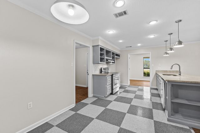 1341 Mississippi 42, Petal, MS 39465