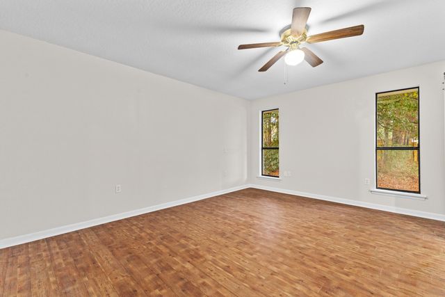 1341 Mississippi 42, Petal, MS 39465