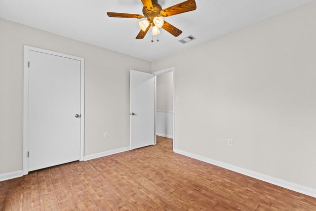 1341 Mississippi 42, Petal, MS 39465