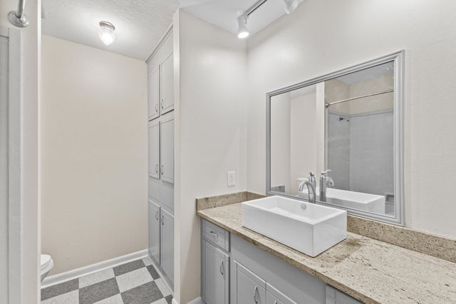1341 Mississippi 42, Petal, MS 39465