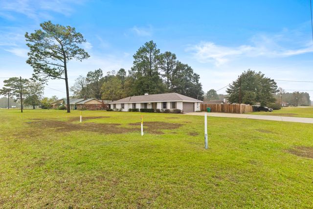 1341 Mississippi 42, Petal, MS 39465